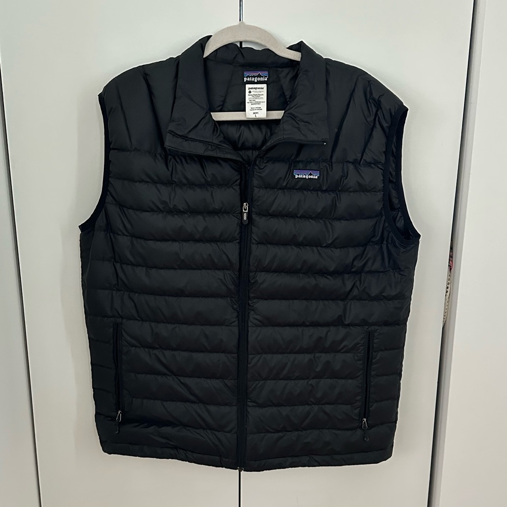 Patagonia Black Puffer Vest